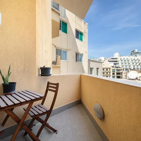 Lapsi - Traditional Maltese Style Near The Promenade Apartment *