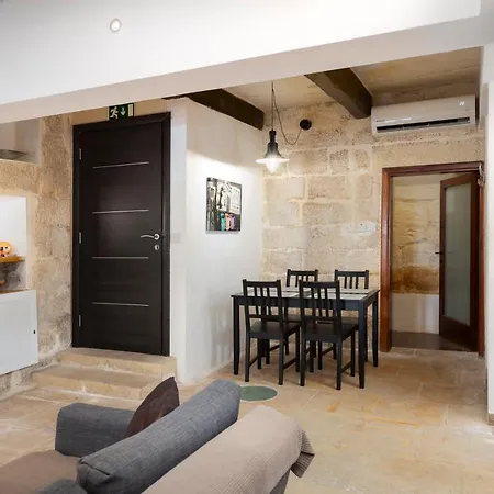 Апартаменты Lapsi - Traditional Maltese Style Near The Promenade