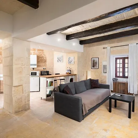 Lapsi - Traditional Maltese Style Near The Promenade Lejlighed