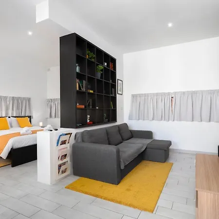 Lapsi - Traditional Maltese Style Near The Promenade Lejlighed Saint Julian's