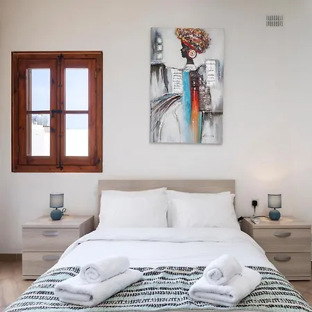 Lapsi - Traditional Maltese Style Near The Promenade