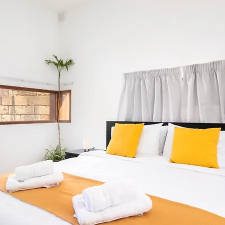 Lapsi - Traditional Maltese Style Near The Promenade Lejlighed