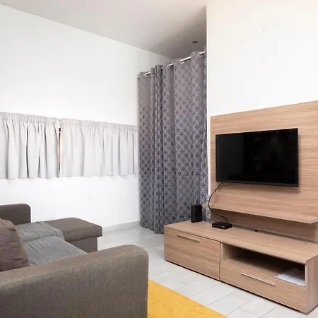 Lejlighed Lapsi - Traditional Maltese Style Near The Promenade *