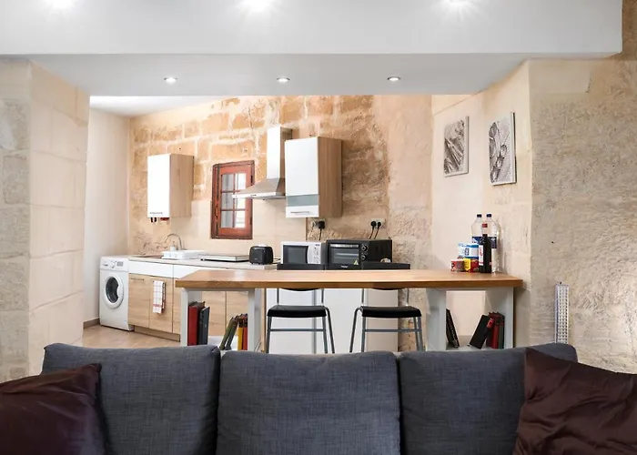 Lapsi - Traditional Maltese Style Near The Promenade