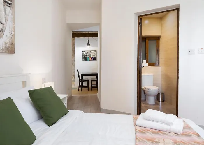 Apartment Lapsi - Traditional Maltese Style Near The Promenade *