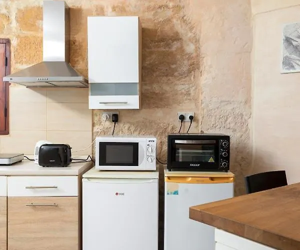 Lapsi - Traditional Maltese Style Near The Promenade *