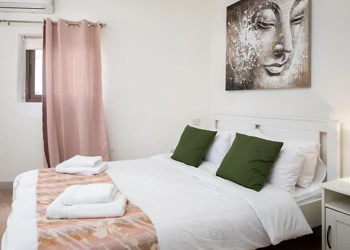 Lapsi - Traditional Maltese Style Near The Promenade Apartment