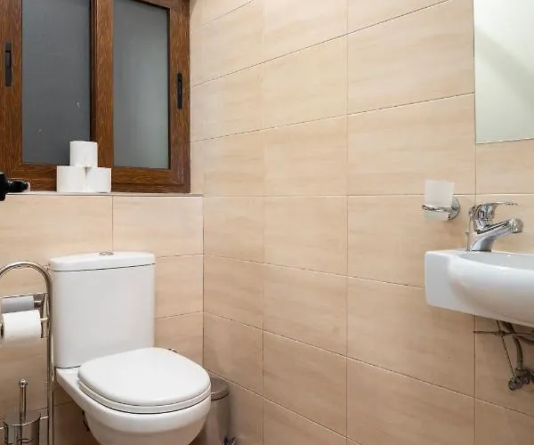 Lapsi - Traditional Maltese Style Near The Promenade *