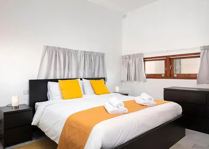 Lapsi - Traditional Maltese Style Near The Promenade Apartment