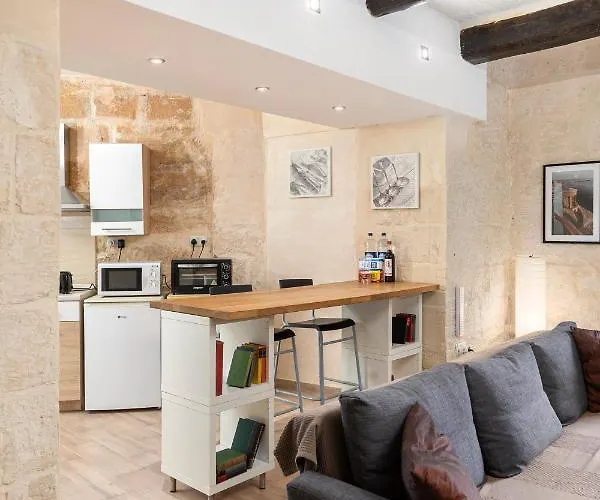 Lapsi - Traditional Maltese Style Near The Promenade *