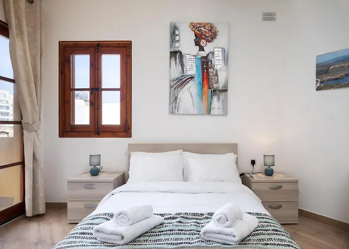 Lapsi - Traditional Maltese Style Near The Promenade