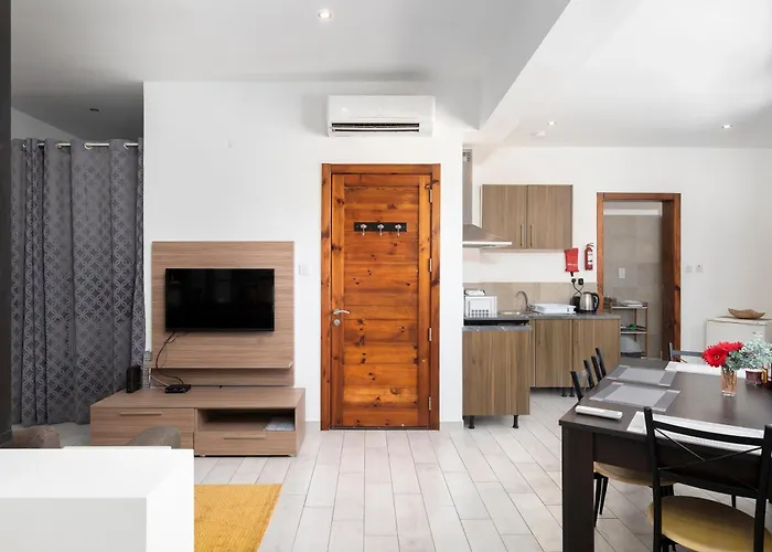 Lapsi - Traditional Maltese Style Near The Promenade