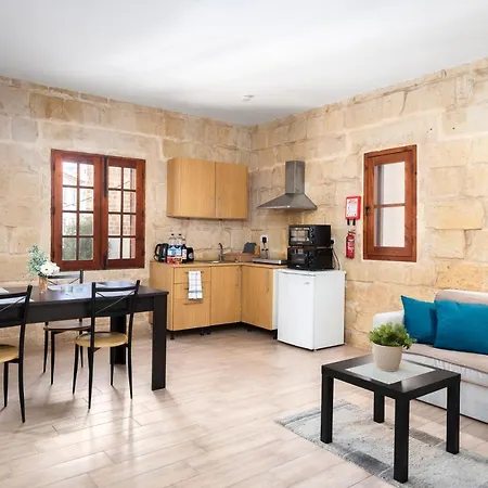 Lapsi - Traditional Maltese Style Near The Promenade *