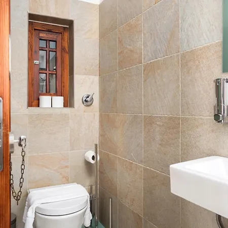 Lapsi - Traditional Maltese Style Near The Promenade St. Julian's