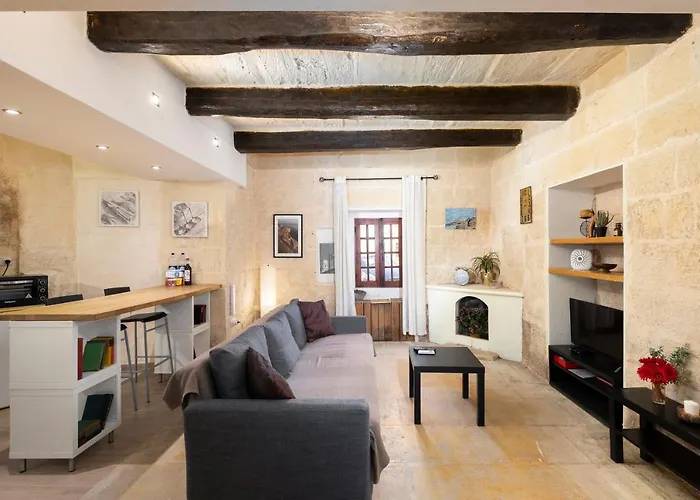 Lapsi - Traditional Maltese Style Near The Promenade דירה *