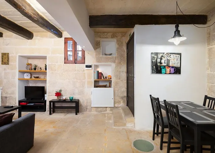 דירה Lapsi - Traditional Maltese Style Near The Promenade *