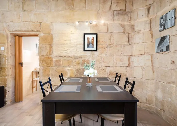 Lapsi - Traditional Maltese Style Near The Promenade *