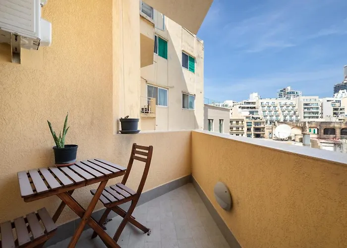 Lapsi - Traditional Maltese Style Near The Promenade דירה *