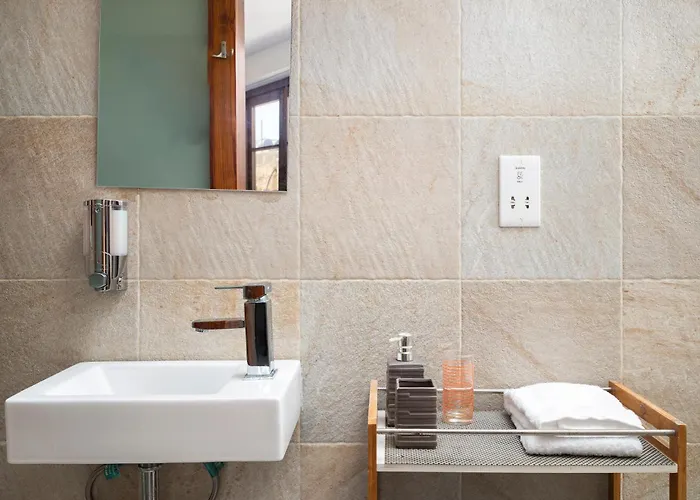 Lapsi - Traditional Maltese Style Near The Promenade דירה